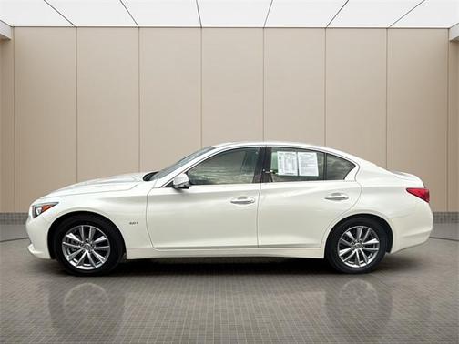 2016 INFINITI Q50 2.0T Premium