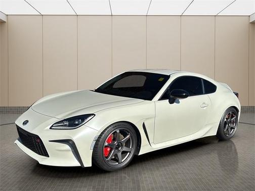 2025 Toyota GR86 Premium