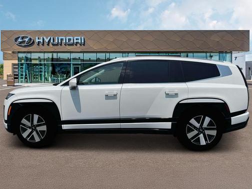 Snow White Pearl 2026 Hyundai IONIQ 9 SEL