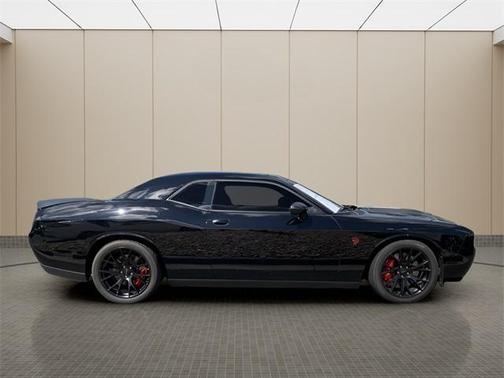2016 Dodge Challenger SRT Hellcat