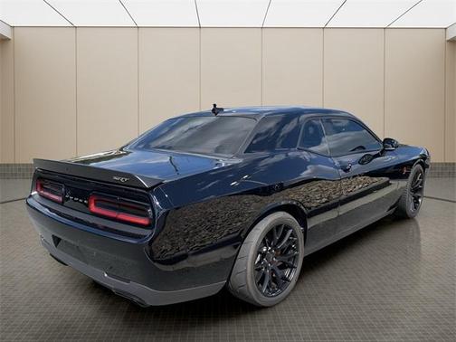 2016 Dodge Challenger SRT Hellcat