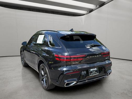 Vik Black 2026 Genesis GV70 3.5T Sport Prestige