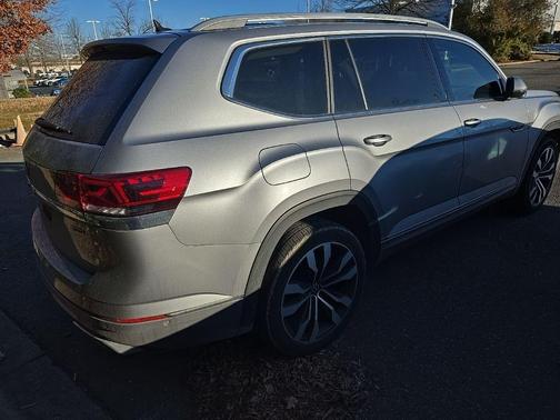 2022 Volkswagen Atlas 3.6L SEL Premium R-Line