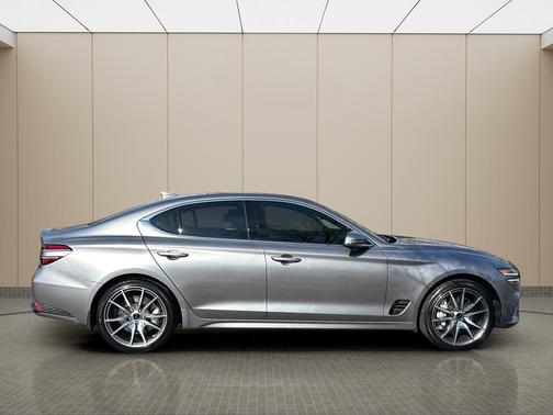 2026 Genesis G70 PRESTIGE