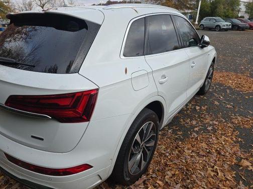 2024 Audi Q5 45 S line quattro Premium