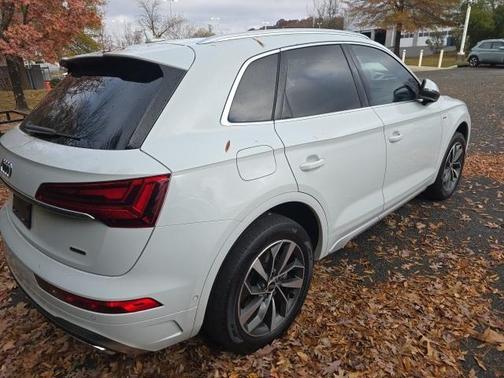 2024 Audi Q5 45 S line quattro Premium