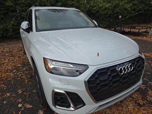 2024 Audi Q5 45 S line quattro Premium