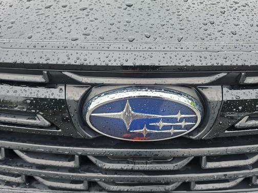 Crystal Black Silica 2023 Subaru Forester Premium