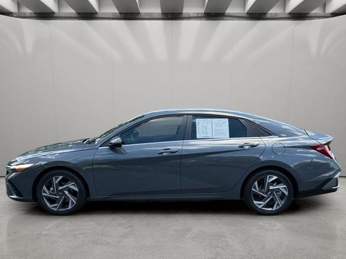Gray 2025 Hyundai ELANTRA Limited