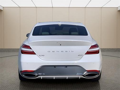 2025 Genesis G70 2.5T