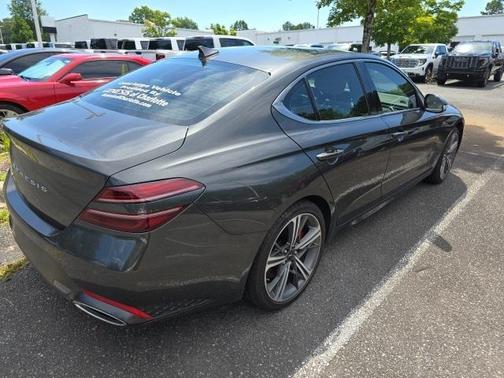 2025 Genesis G70 2.5T