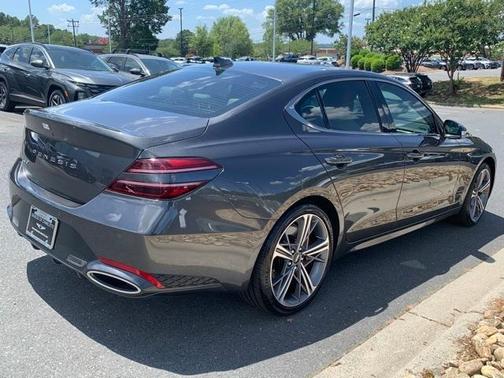 2025 Genesis G70 2.5T