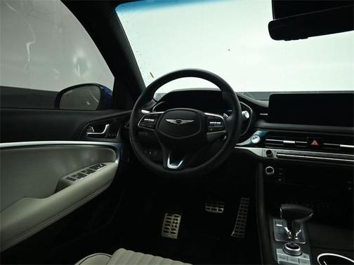 2024 Genesis G70 2.5T