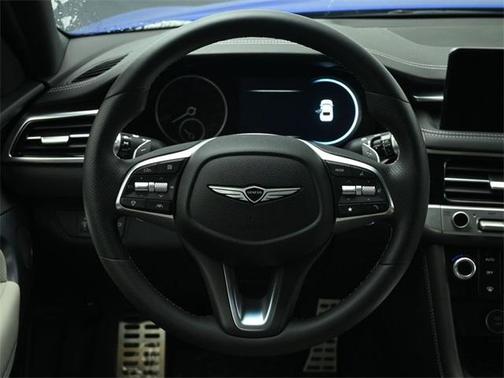 2024 Genesis G70 2.5T