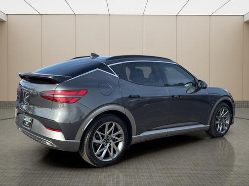 2023 Genesis GV60 Advanced