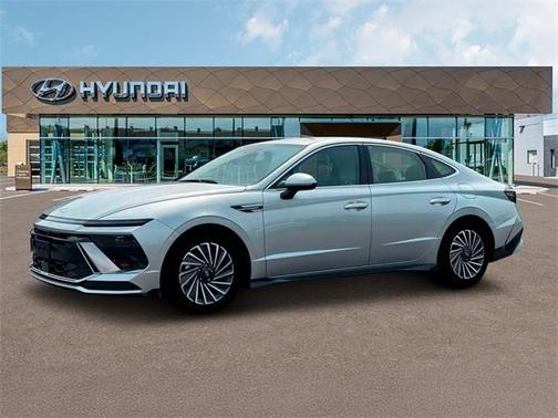 2025 Hyundai SONATA Hybrid SEL