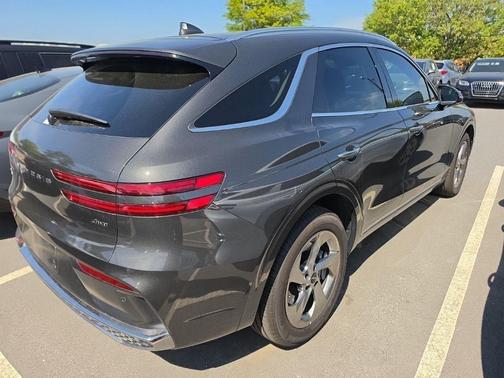2026 Genesis GV70 2.5T