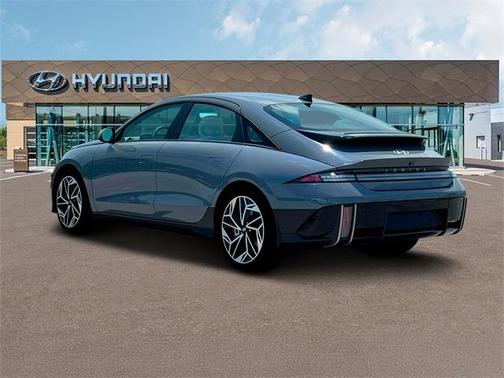 2025 Hyundai IONIQ 6 SEL