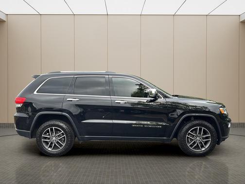 Diamond Black 2018 Jeep Grand Cherokee Limited