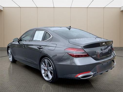 2025 Genesis G70 2.5T