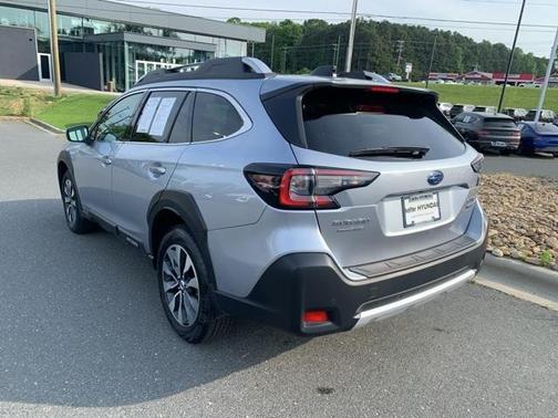 2024 Subaru Outback Touring XT