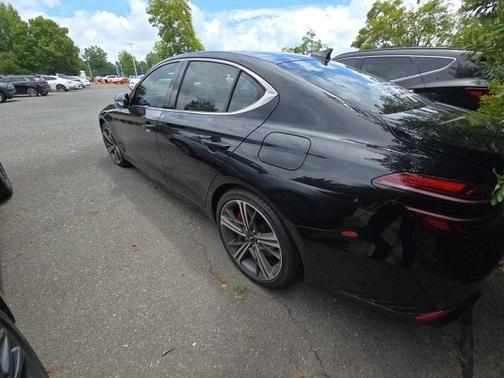 2025 Genesis G70 2.5T