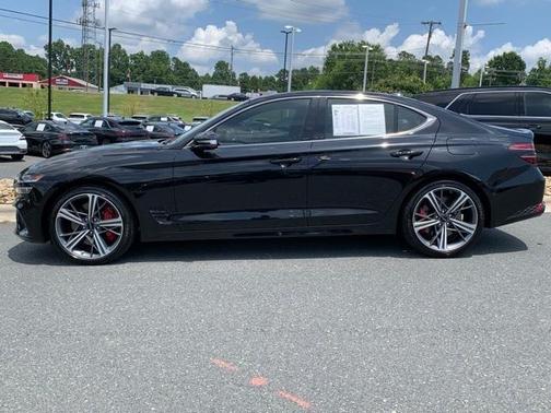 2025 Genesis G70 2.5T
