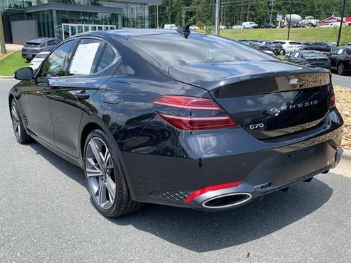 2025 Genesis G70 2.5T