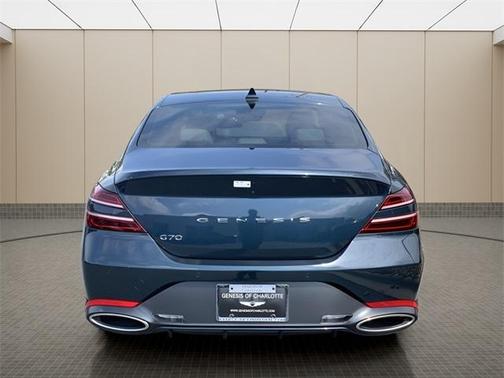 2025 Genesis G70 2.5T