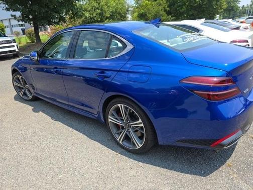 2025 Genesis G70 2.5T