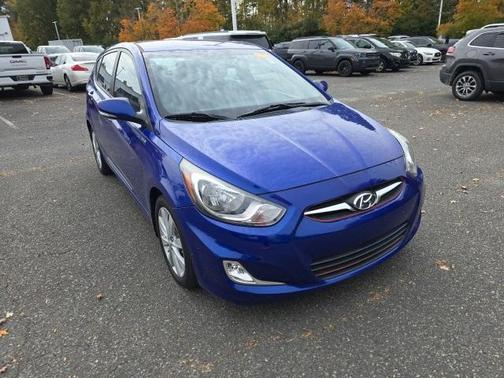 2013 Hyundai Accent SE
