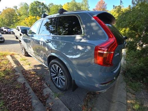 2021 Volvo XC90 Recharge Plug-In Hybrid T8 Inscription Expression 7 Passenger