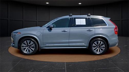 2021 Volvo XC90 Recharge Plug-In Hybrid T8 Inscription Expression 7 Passenger