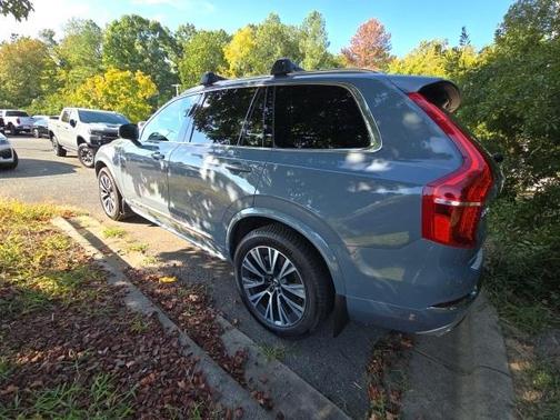 2021 Volvo XC90 Recharge Plug-In Hybrid T8 Inscription Expression 7 Passenger