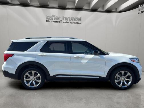 White Metallic 2020 Ford Explorer Platinum