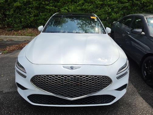 Alta White 2022 Genesis G70 2.0T