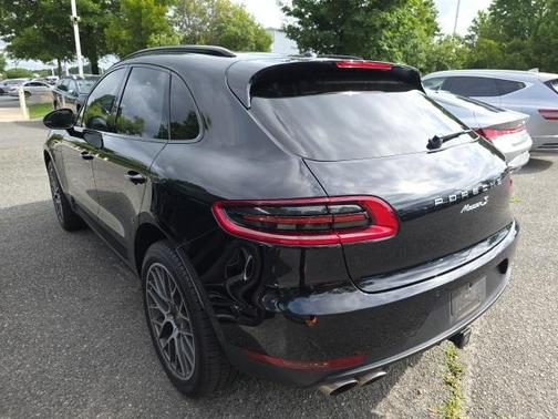 2018 Porsche Macan S