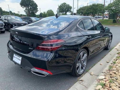 2025 Genesis G70 2.5T