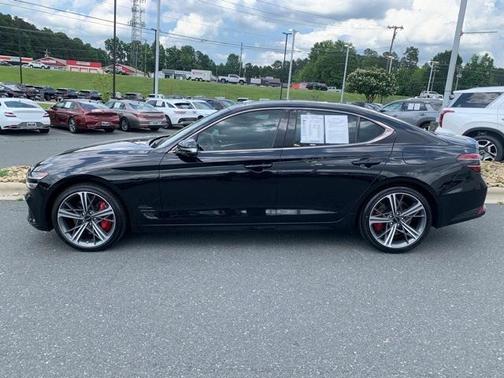 2025 Genesis G70 2.5T