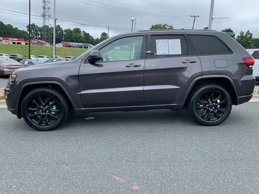 2020 Jeep Grand Cherokee Altitude