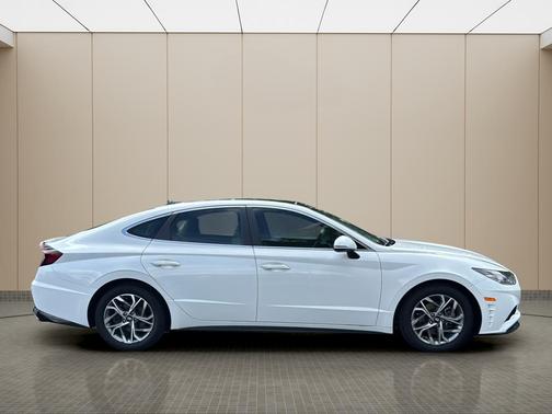 White 2023 Hyundai SONATA SEL