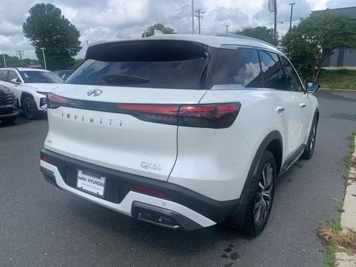 2023 INFINITI QX60 SENSORY