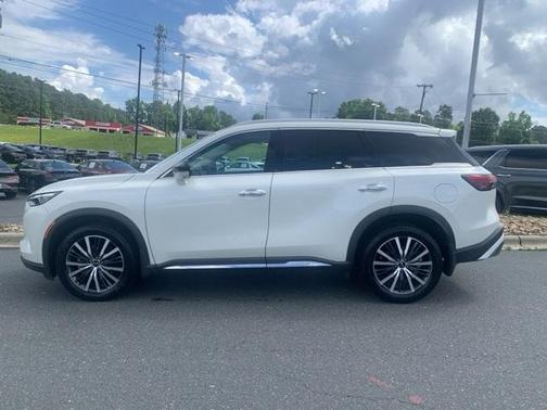 2023 INFINITI QX60 SENSORY
