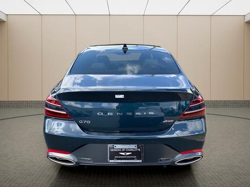 2025 Genesis G70 2.5T
