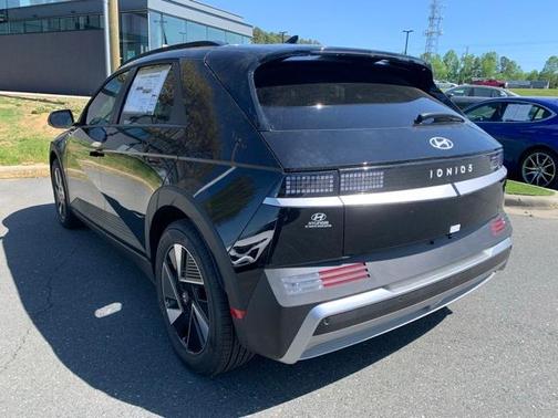 2025 Hyundai IONIQ 5 SEL