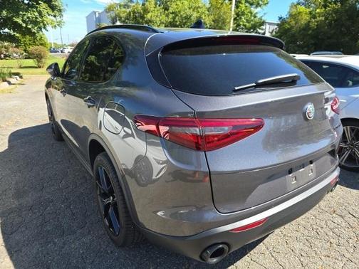 2020 Alfa Romeo Stelvio Base