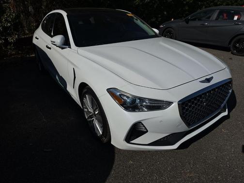 2020 Genesis G70 2.0T