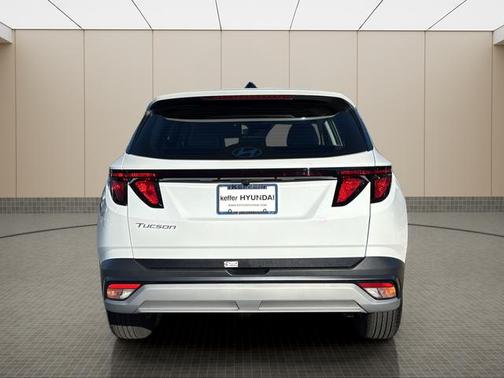 2025 Hyundai TUCSON SE