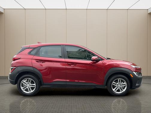 Red 2023 Hyundai KONA SE