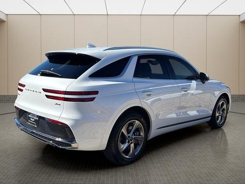 2026 Genesis GV70 2.5T